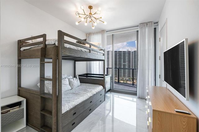15701 Collins Ave 802, Sunny Isles Beach, FL 33160