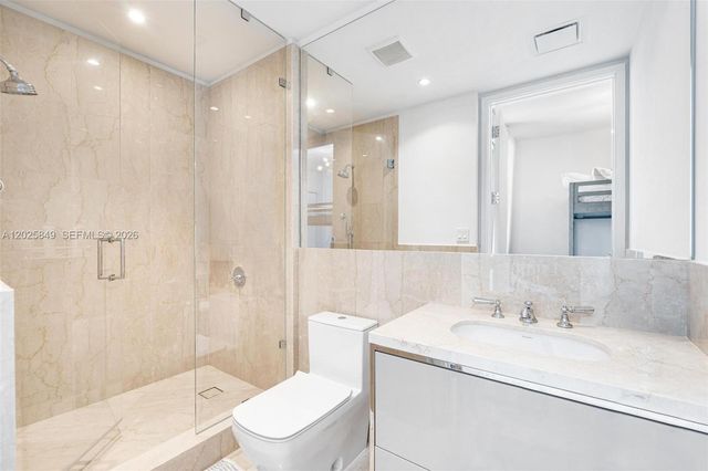 15701 Collins Ave 802, Sunny Isles Beach, FL 33160