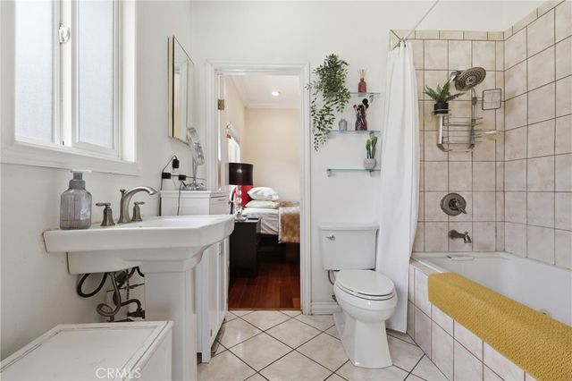 118 W 84th, Los Angeles, CA 90003