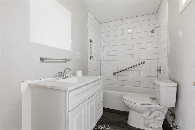 118 W 84th, Los Angeles, CA 90003