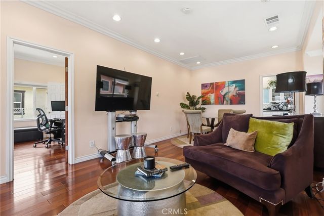 118 W 84th, Los Angeles, CA 90003