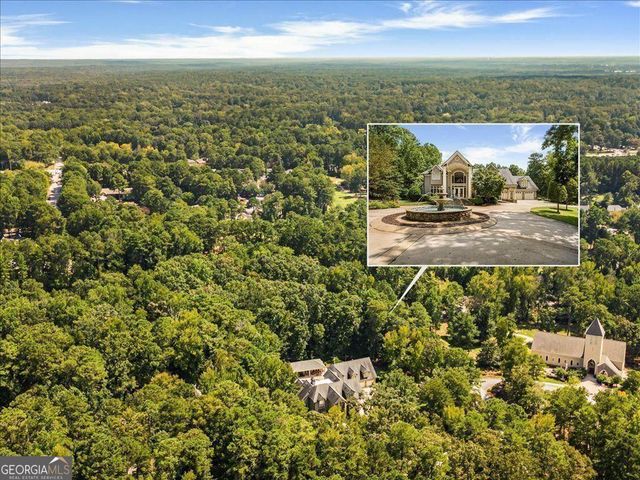 330 N Peachtree Parkway, Peachtree City, GA 30269