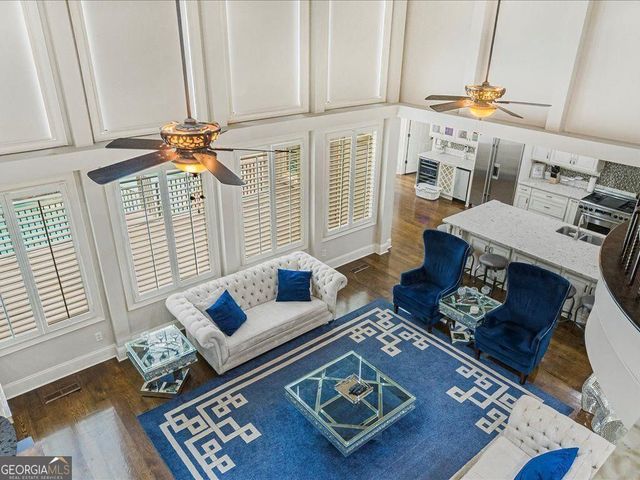 330 N Peachtree Parkway, Peachtree City, GA 30269