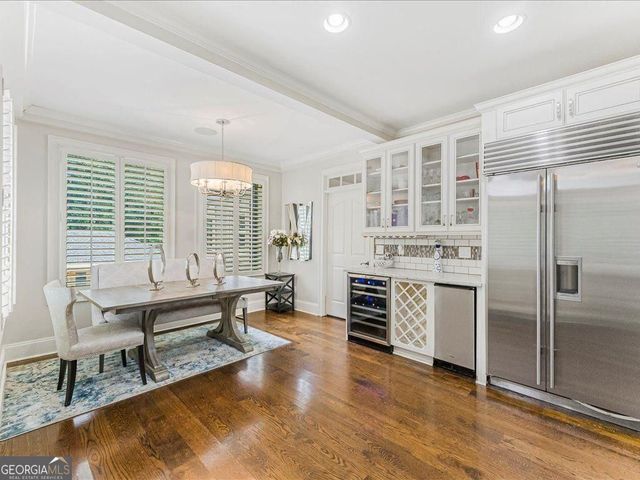 330 N Peachtree Parkway, Peachtree City, GA 30269