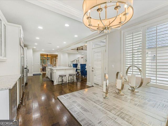 330 N Peachtree Parkway, Peachtree City, GA 30269