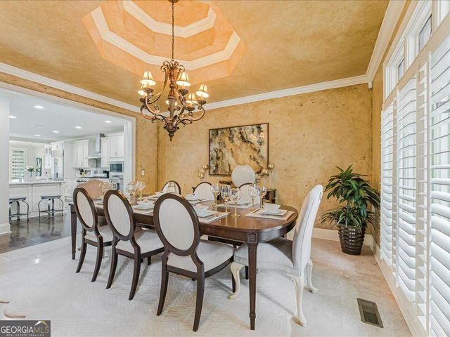 330 N Peachtree Parkway, Peachtree City, GA 30269