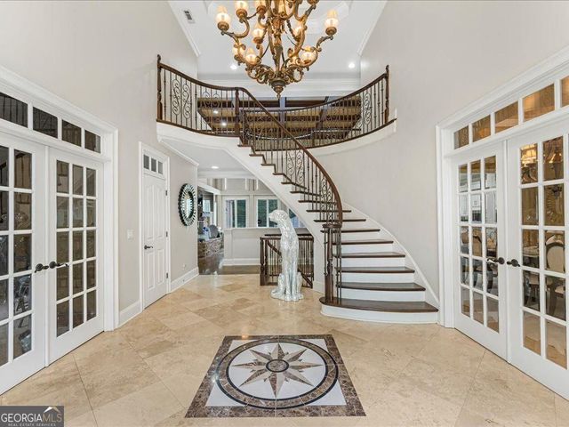 330 N Peachtree Parkway, Peachtree City, GA 30269
