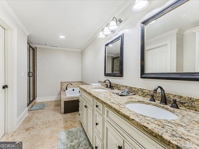 330 N Peachtree Parkway, Peachtree City, GA 30269