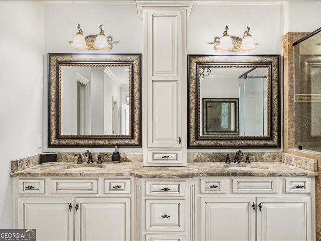 330 N Peachtree Parkway, Peachtree City, GA 30269