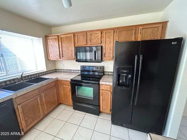 1433 E PARK Avenue, Chandler, AZ 85225