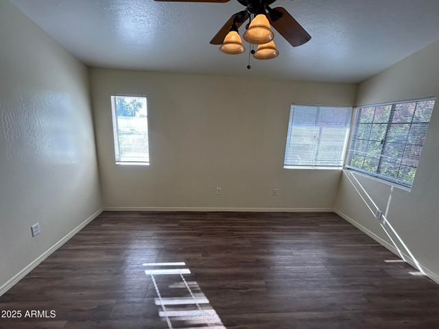 1433 E PARK Avenue, Chandler, AZ 85225