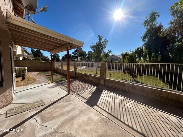 1433 E PARK Avenue, Chandler, AZ 85225