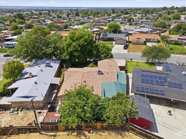 2605 Tangerine Street, Bakersfield, CA 93306