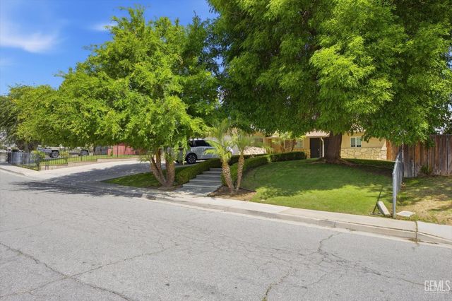 2605 Tangerine Street, Bakersfield, CA 93306