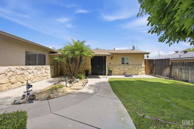 2605 Tangerine Street, Bakersfield, CA 93306