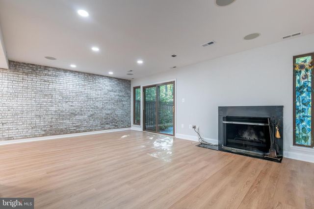 11903 ESCALANTE CT, Reston, VA 20191