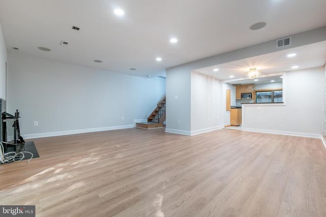11903 ESCALANTE CT, Reston, VA 20191