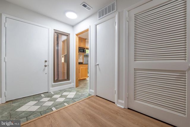 11903 ESCALANTE CT, Reston, VA 20191