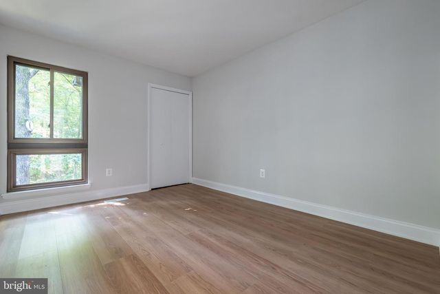 11903 ESCALANTE CT, Reston, VA 20191
