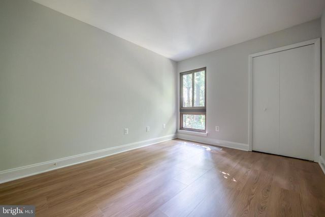11903 ESCALANTE CT, Reston, VA 20191