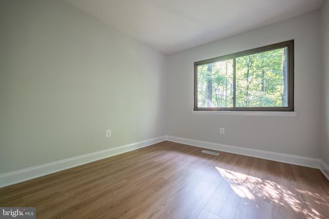 11903 ESCALANTE CT, Reston, VA 20191