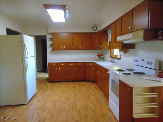 4571 River Road, Perry, OH 44081