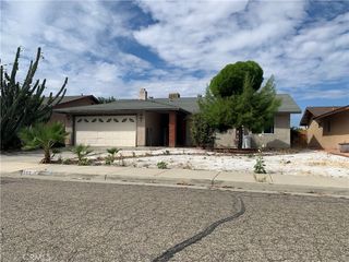 685 Holly, Hemet, CA 92543