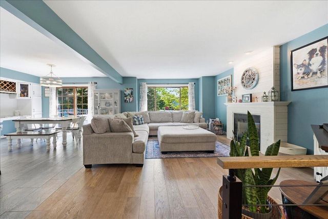 4000 Lancaster Drive, Valparaiso, IN 46383
