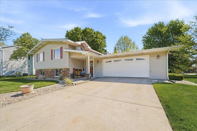 4000 Lancaster Drive, Valparaiso, IN 46383