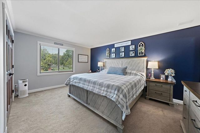 4000 Lancaster Drive, Valparaiso, IN 46383