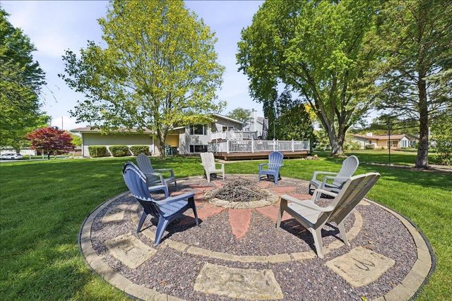 4000 Lancaster Drive, Valparaiso, IN 46383
