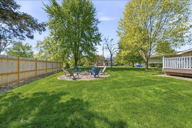 4000 Lancaster Drive, Valparaiso, IN 46383