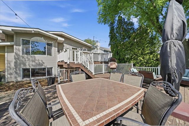 4000 Lancaster Drive, Valparaiso, IN 46383