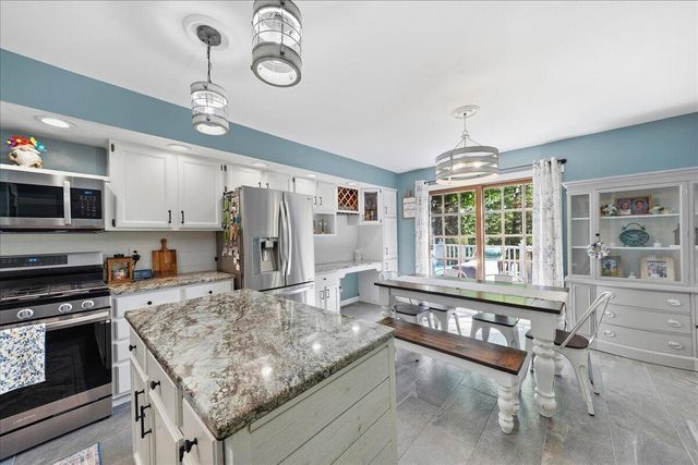 4000 Lancaster Drive, Valparaiso, IN 46383