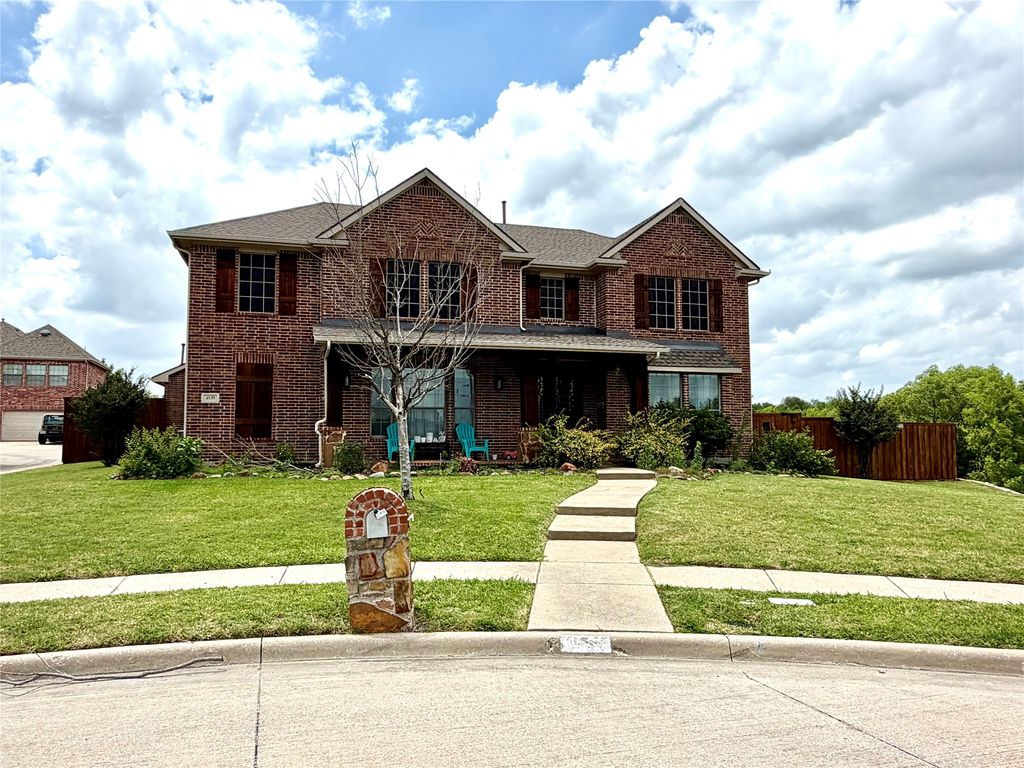 4539 Glenshire Court, Sachse, TX 75048
