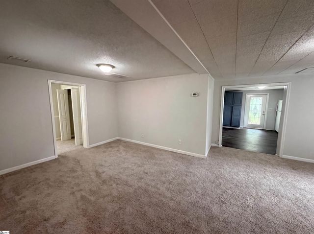 237 Geddis Road, Inman, SC 29349