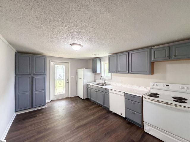 237 Geddis Road, Inman, SC 29349