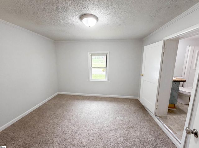 237 Geddis Road, Inman, SC 29349