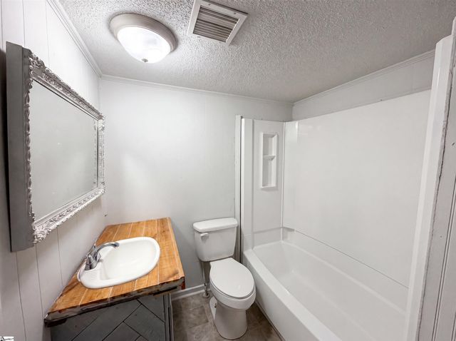 237 Geddis Road, Inman, SC 29349