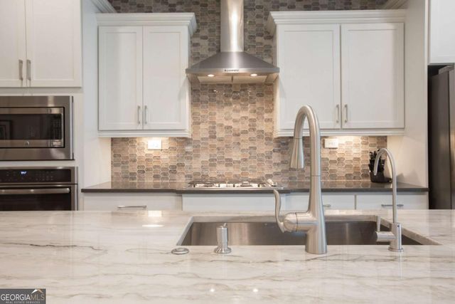 3753 Cresswind Parkway SW, Gainesville, GA 30504