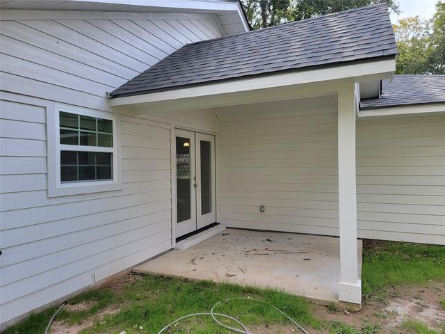 1211 Crestmont Street, Wharton, TX 77488