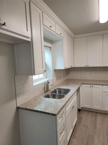 1211 Crestmont Street, Wharton, TX 77488