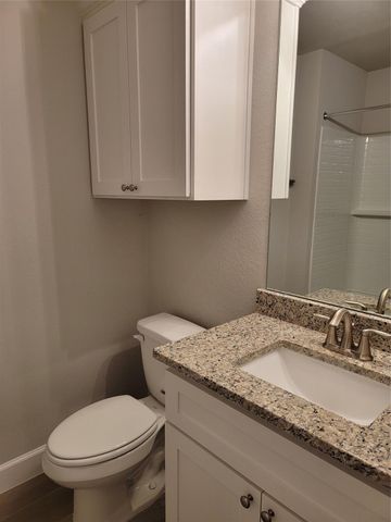 1211 Crestmont Street, Wharton, TX 77488