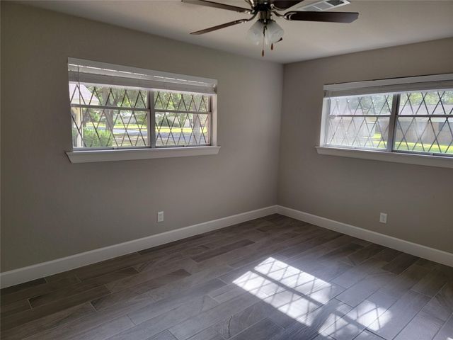 1211 Crestmont Street, Wharton, TX 77488