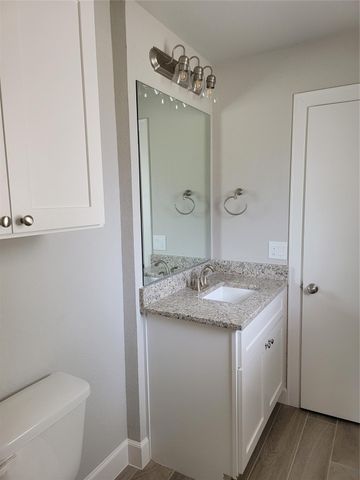 1211 Crestmont Street, Wharton, TX 77488