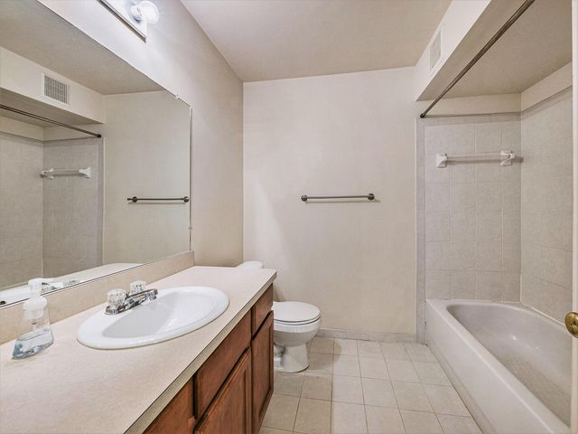 1112 Addington Lane, Pittsfield Charter Twp, MI 48108