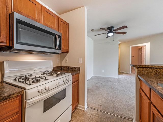 1112 Addington Lane, Pittsfield Charter Twp, MI 48108