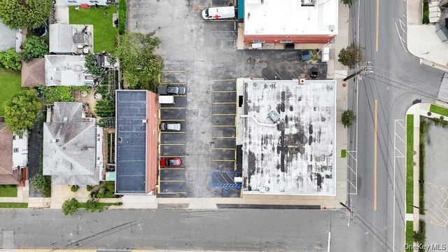 185 Willis Avenue 1, Mineola, NY 11501