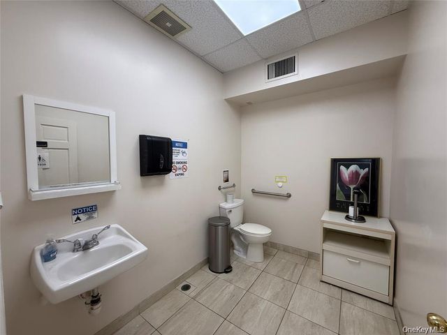 185 Willis Avenue 1, Mineola, NY 11501