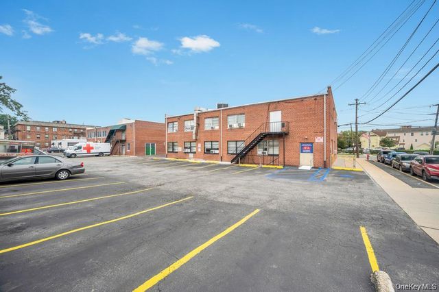 185 Willis Avenue 1, Mineola, NY 11501